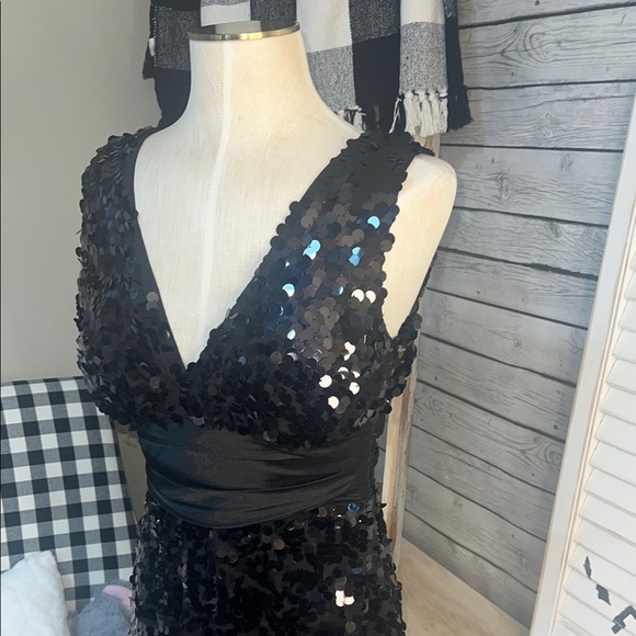Black Sequin Mini Dress - Picture 3 of 7